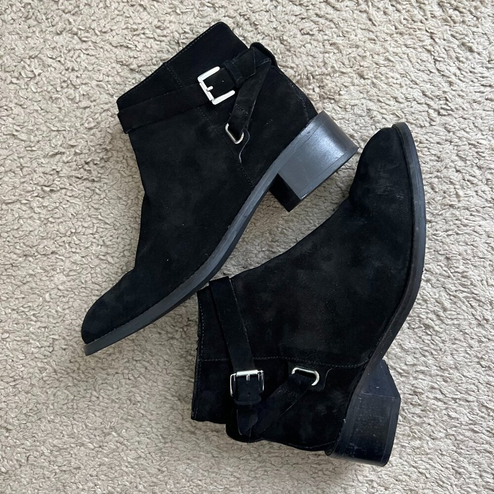 Seychelles Black Suede Ankle Booties Buckle Detail Size 7